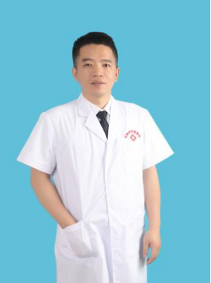 曾志伟 
